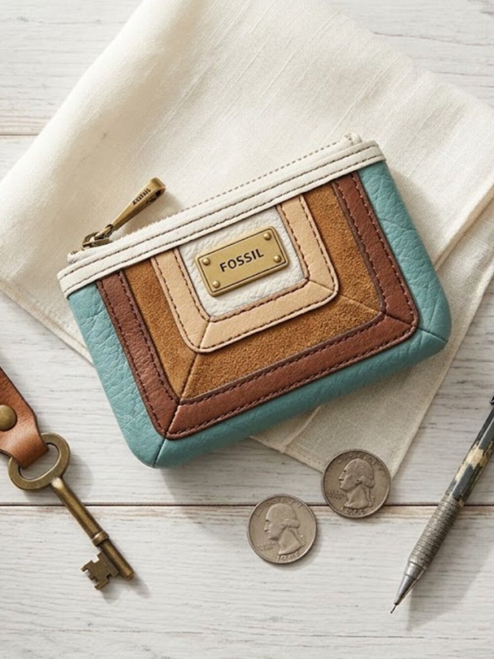 Fossil Pebbled Leather Mini Wallet Coin Purse Gold Tone Hardware